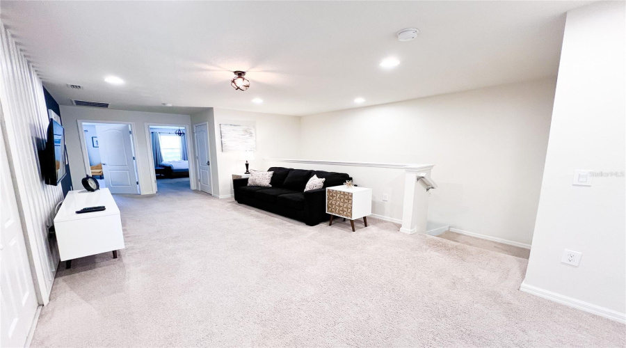 KISSIMMEE, Florida 34747, 5 Bedrooms Bedrooms, ,4 BathroomsBathrooms,Residential,For Sale,DUBAI,0,MFRO6328274