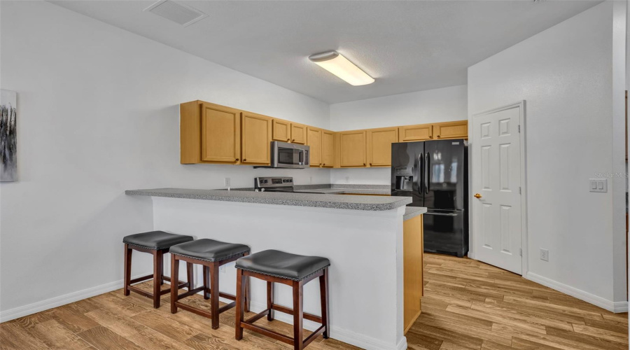 DAVENPORT, Florida 33897, 5 Bedrooms Bedrooms, ,4 BathroomsBathrooms,Residential,For Sale,TUPELO,0,MFRO6232513