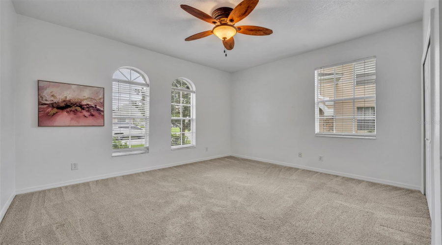 DAVENPORT, Florida 33897, 5 Bedrooms Bedrooms, ,4 BathroomsBathrooms,Residential,For Sale,TUPELO,0,MFRO6232513