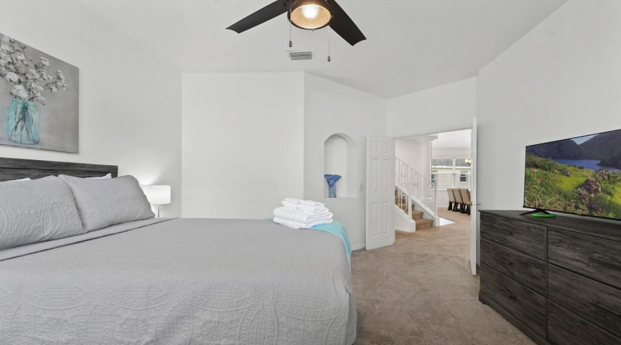 DAVENPORT, Florida 33897, 5 Bedrooms Bedrooms, ,4 BathroomsBathrooms,Residential,For Sale,TUPELO,0,MFRO6232513