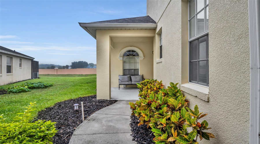 DAVENPORT, Florida 33897, 5 Bedrooms Bedrooms, ,4 BathroomsBathrooms,Residential,For Sale,TUPELO,0,MFRO6232513
