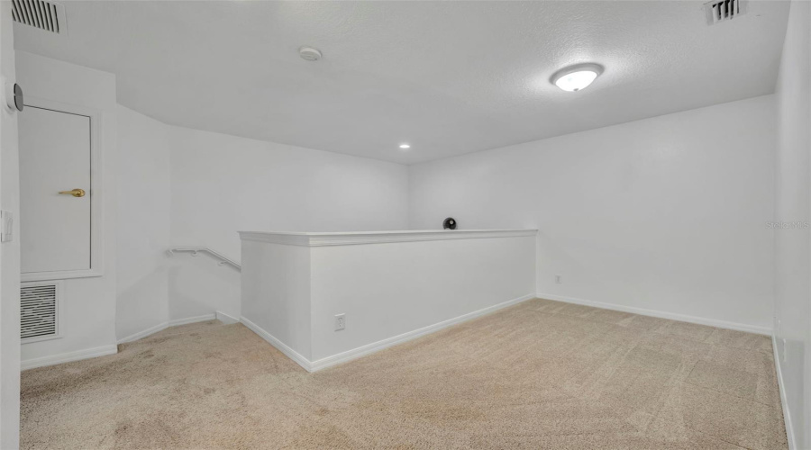 DAVENPORT, Florida 33897, 5 Bedrooms Bedrooms, ,4 BathroomsBathrooms,Residential,For Sale,TUPELO,0,MFRO6232513