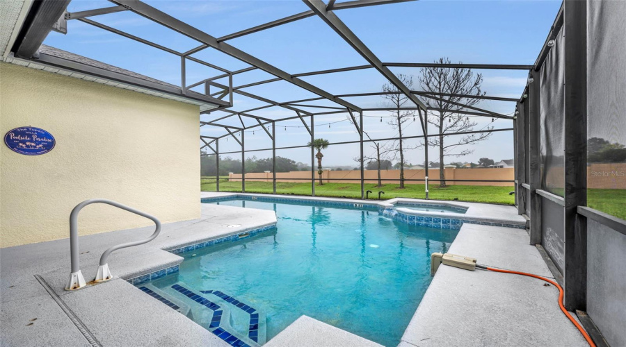 DAVENPORT, Florida 33897, 5 Bedrooms Bedrooms, ,4 BathroomsBathrooms,Residential,For Sale,TUPELO,0,MFRO6232513