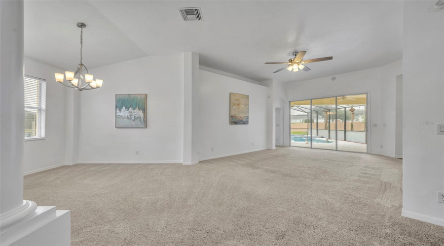 DAVENPORT, Florida 33897, 5 Bedrooms Bedrooms, ,4 BathroomsBathrooms,Residential,For Sale,TUPELO,0,MFRO6232513