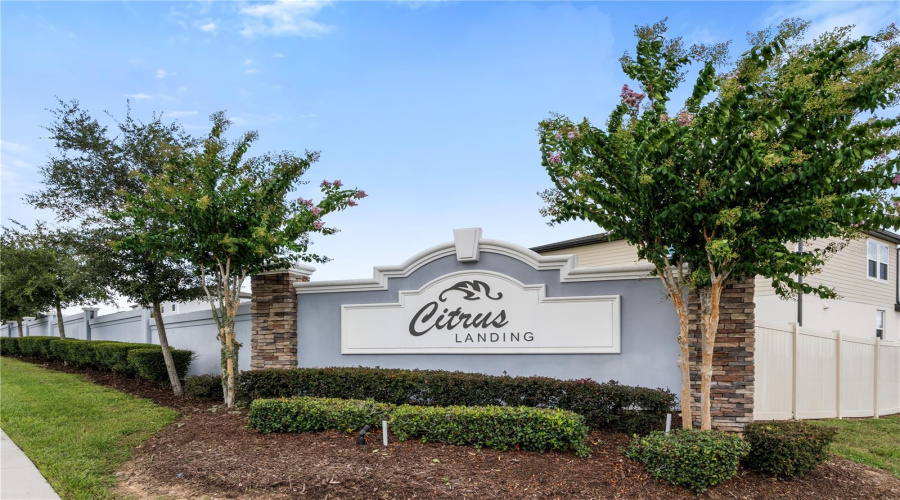 DAVENPORT, Florida 33837, 4 Bedrooms Bedrooms, ,3 BathroomsBathrooms,Residential,For Sale,DENALI,0,MFRG5099728