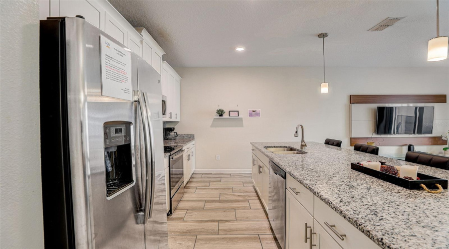 KISSIMMEE, Florida 34746, 4 Bedrooms Bedrooms, ,3 BathroomsBathrooms,Residential,For Sale,GATSBY,0,MFRO6328156