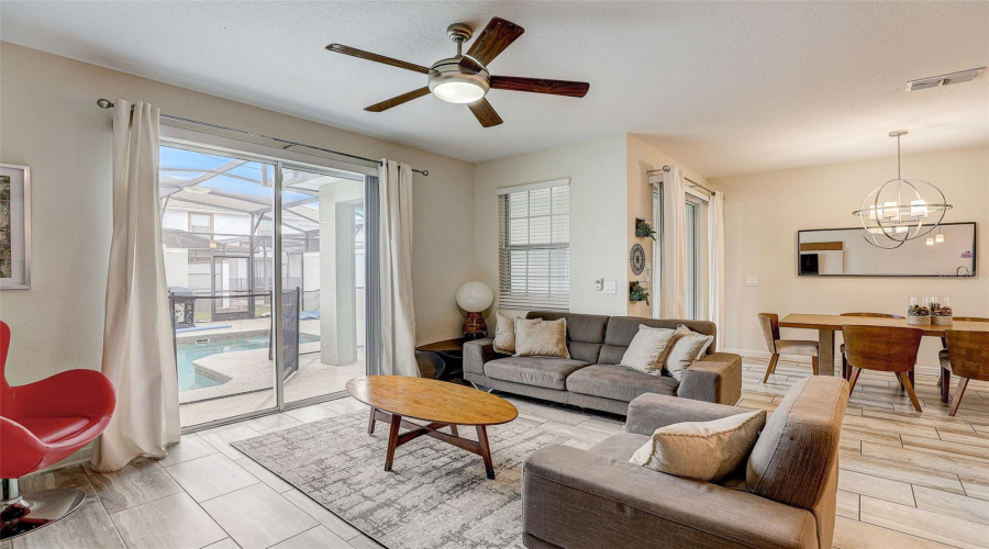 KISSIMMEE, Florida 34746, 4 Bedrooms Bedrooms, ,3 BathroomsBathrooms,Residential,For Sale,GATSBY,0,MFRO6328156