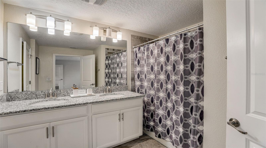 KISSIMMEE, Florida 34746, 4 Bedrooms Bedrooms, ,3 BathroomsBathrooms,Residential,For Sale,GATSBY,0,MFRO6328156