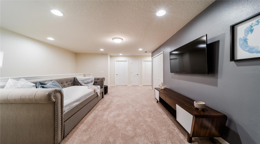 KISSIMMEE, Florida 34747, 5 Bedrooms Bedrooms, ,4 BathroomsBathrooms,Residential,For Sale,DUBAI,0,MFRO6328333