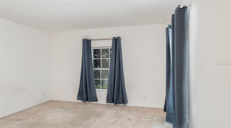 DAVENPORT, Florida 33837, 4 Bedrooms Bedrooms, ,3 BathroomsBathrooms,Residential,For Sale,PRIMROSE,0,MFRTB8408878