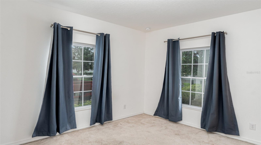 DAVENPORT, Florida 33837, 4 Bedrooms Bedrooms, ,3 BathroomsBathrooms,Residential,For Sale,PRIMROSE,0,MFRTB8408878