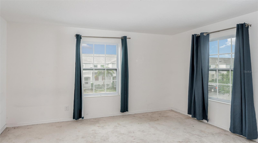 DAVENPORT, Florida 33837, 4 Bedrooms Bedrooms, ,3 BathroomsBathrooms,Residential,For Sale,PRIMROSE,0,MFRTB8408878