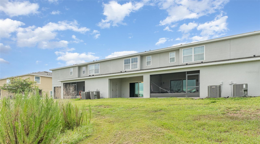 DAVENPORT, Florida 33837, 4 Bedrooms Bedrooms, ,3 BathroomsBathrooms,Residential,For Sale,PRIMROSE,0,MFRTB8408878