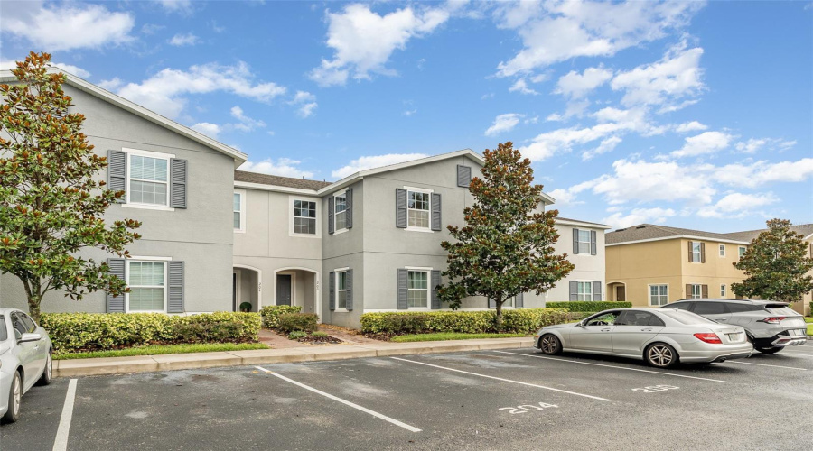 DAVENPORT, Florida 33837, 4 Bedrooms Bedrooms, ,3 BathroomsBathrooms,Residential,For Sale,PRIMROSE,0,MFRTB8408878
