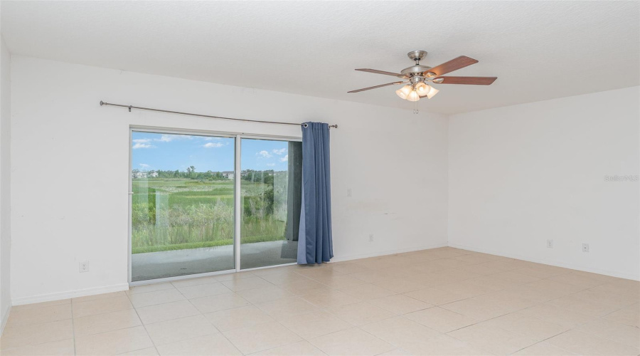 DAVENPORT, Florida 33837, 4 Bedrooms Bedrooms, ,3 BathroomsBathrooms,Residential,For Sale,PRIMROSE,0,MFRTB8408878