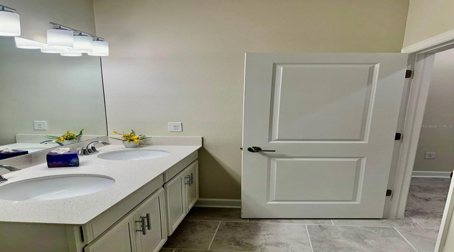 KISSIMMEE, Florida 34746, 3 Bedrooms Bedrooms, ,2 BathroomsBathrooms,Residential,For Sale,SEVEN CANYONS,0,MFRS5130003