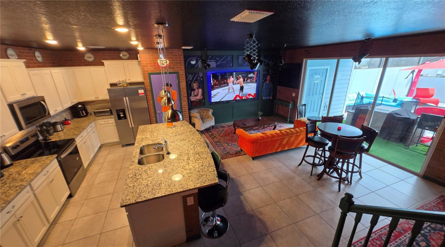 DAVENPORT, Florida 33897, 5 Bedrooms Bedrooms, ,4 BathroomsBathrooms,Residential,For Sale,LANA,0,MFRO6328460