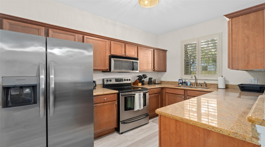 DAVENPORT, Florida 33897, 3 Bedrooms Bedrooms, ,2 BathroomsBathrooms,Residential,For Sale,CALABRIA,0,MFRO6328174