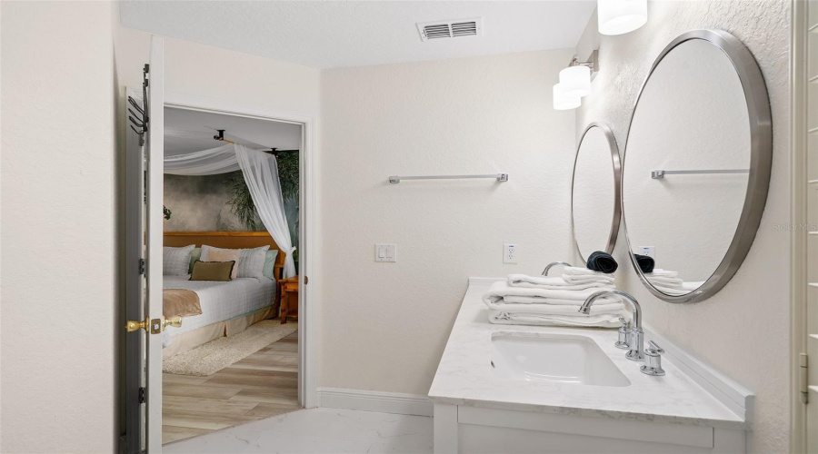 DAVENPORT, Florida 33897, 3 Bedrooms Bedrooms, ,2 BathroomsBathrooms,Residential,For Sale,CALABRIA,0,MFRO6328174