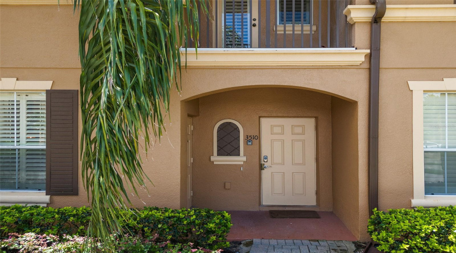 DAVENPORT, Florida 33897, 3 Bedrooms Bedrooms, ,2 BathroomsBathrooms,Residential,For Sale,CALABRIA,0,MFRO6328174