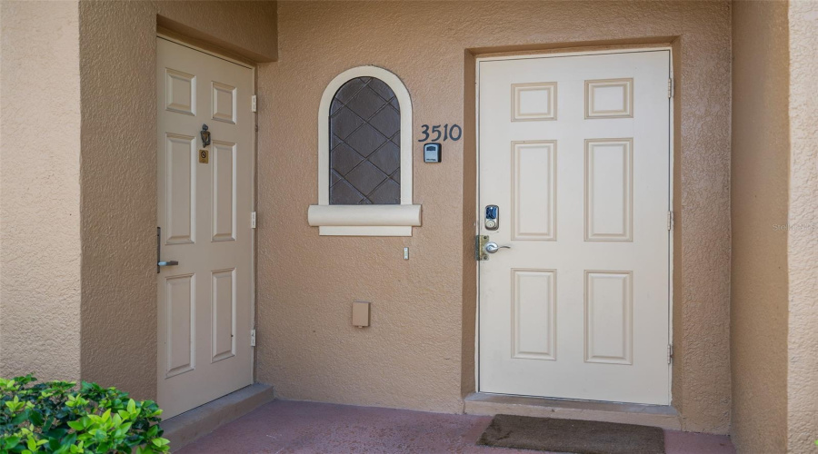 DAVENPORT, Florida 33897, 3 Bedrooms Bedrooms, ,2 BathroomsBathrooms,Residential,For Sale,CALABRIA,0,MFRO6328174