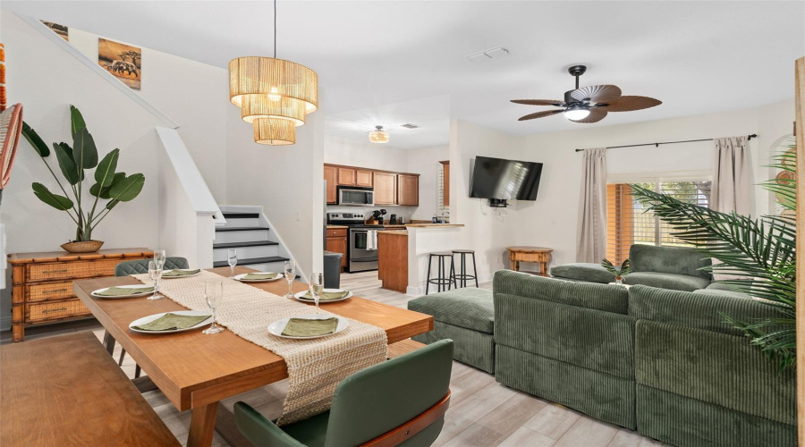 DAVENPORT, Florida 33897, 3 Bedrooms Bedrooms, ,2 BathroomsBathrooms,Residential,For Sale,CALABRIA,0,MFRO6328174