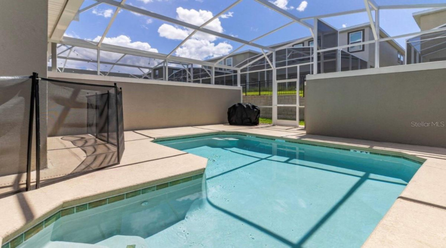 DAVENPORT, Florida 33896, 4 Bedrooms Bedrooms, ,3 BathroomsBathrooms,Residential,For Sale,SPLASH SHOT,0,MFRO6321046