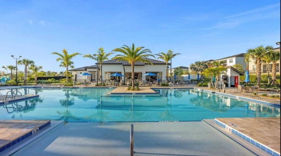 DAVENPORT, Florida 33896, 4 Bedrooms Bedrooms, ,3 BathroomsBathrooms,Residential,For Sale,SPLASH SHOT,0,MFRO6321046