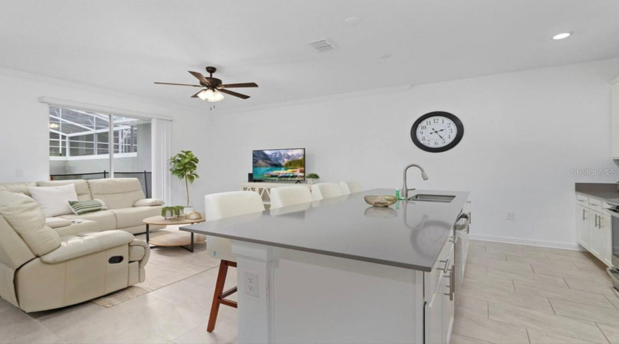 DAVENPORT, Florida 33896, 4 Bedrooms Bedrooms, ,3 BathroomsBathrooms,Residential,For Sale,SPLASH SHOT,0,MFRO6321046