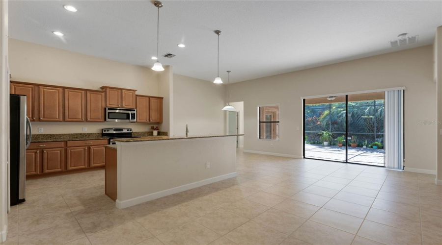DAVENPORT, Florida 33896, 4 Bedrooms Bedrooms, ,3 BathroomsBathrooms,Residential,For Sale,PALMETTO DUNES,0,MFRO6293104