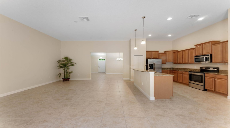 DAVENPORT, Florida 33896, 4 Bedrooms Bedrooms, ,3 BathroomsBathrooms,Residential,For Sale,PALMETTO DUNES,0,MFRO6293104
