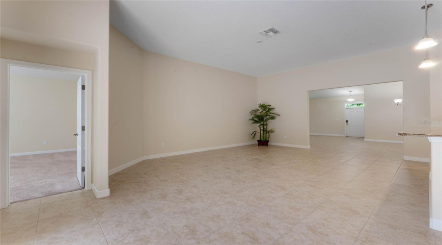 DAVENPORT, Florida 33896, 4 Bedrooms Bedrooms, ,3 BathroomsBathrooms,Residential,For Sale,PALMETTO DUNES,0,MFRO6293104