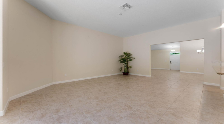 DAVENPORT, Florida 33896, 4 Bedrooms Bedrooms, ,3 BathroomsBathrooms,Residential,For Sale,PALMETTO DUNES,0,MFRO6293104