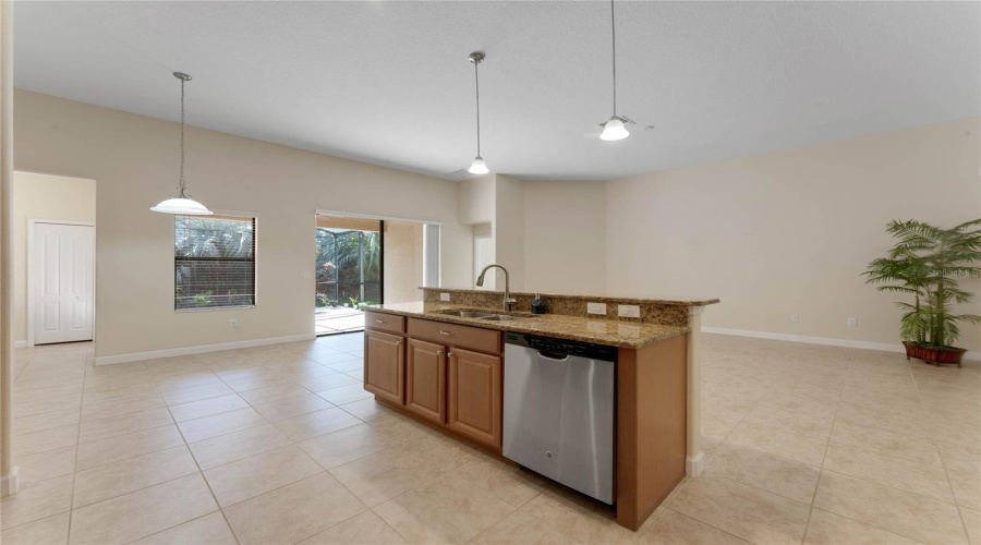 DAVENPORT, Florida 33896, 4 Bedrooms Bedrooms, ,3 BathroomsBathrooms,Residential,For Sale,PALMETTO DUNES,0,MFRO6293104