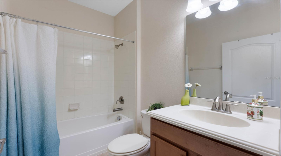 DAVENPORT, Florida 33896, 4 Bedrooms Bedrooms, ,3 BathroomsBathrooms,Residential,For Sale,PALMETTO DUNES,0,MFRO6293104