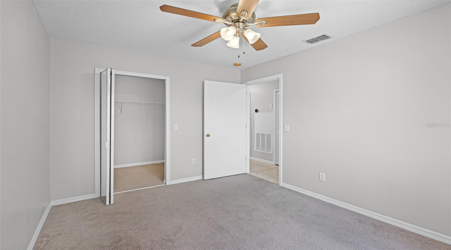 KISSIMMEE, Florida 34747, 3 Bedrooms Bedrooms, ,2 BathroomsBathrooms,Residential,For Sale,KNIGHTSBRIDGE,0,MFRO6328230
