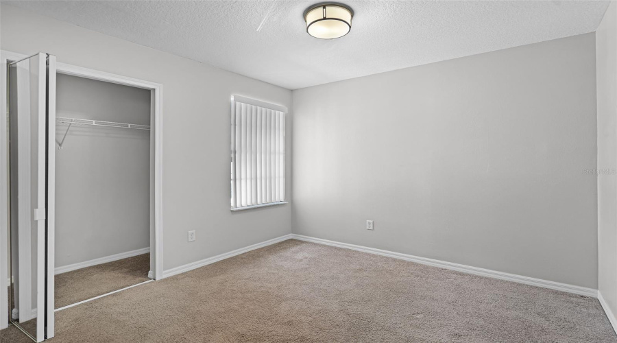 KISSIMMEE, Florida 34747, 3 Bedrooms Bedrooms, ,2 BathroomsBathrooms,Residential,For Sale,KNIGHTSBRIDGE,0,MFRO6328230
