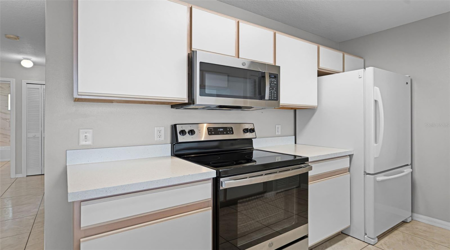 KISSIMMEE, Florida 34747, 3 Bedrooms Bedrooms, ,2 BathroomsBathrooms,Residential,For Sale,KNIGHTSBRIDGE,0,MFRO6328230