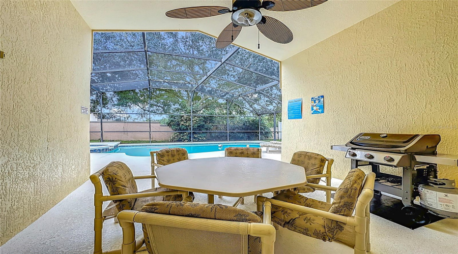 KISSIMMEE, Florida 34747, 4 Bedrooms Bedrooms, ,3 BathroomsBathrooms,Residential,For Sale,ONEIDA,0,MFRO6328417