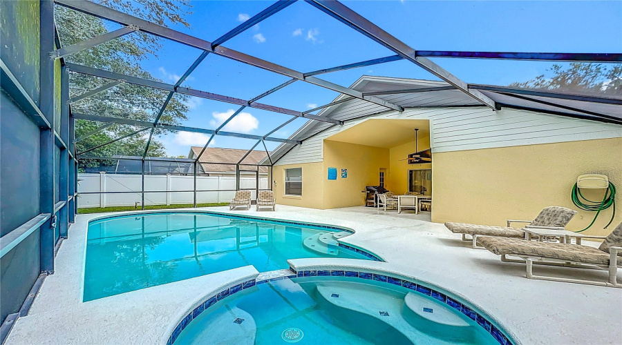 KISSIMMEE, Florida 34747, 4 Bedrooms Bedrooms, ,3 BathroomsBathrooms,Residential,For Sale,ONEIDA,0,MFRO6328417