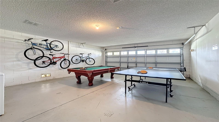 KISSIMMEE, Florida 34747, 4 Bedrooms Bedrooms, ,3 BathroomsBathrooms,Residential,For Sale,ONEIDA,0,MFRO6328417