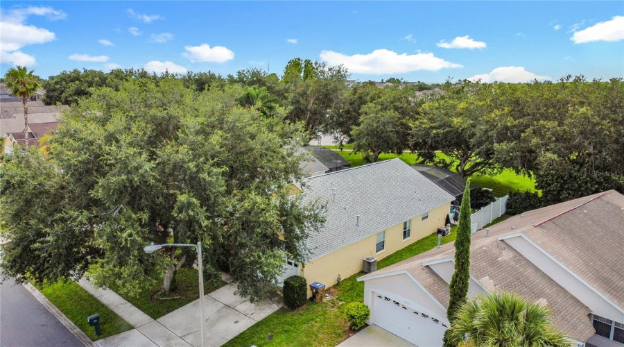 KISSIMMEE, Florida 34747, 4 Bedrooms Bedrooms, ,3 BathroomsBathrooms,Residential,For Sale,ONEIDA,0,MFRO6328417
