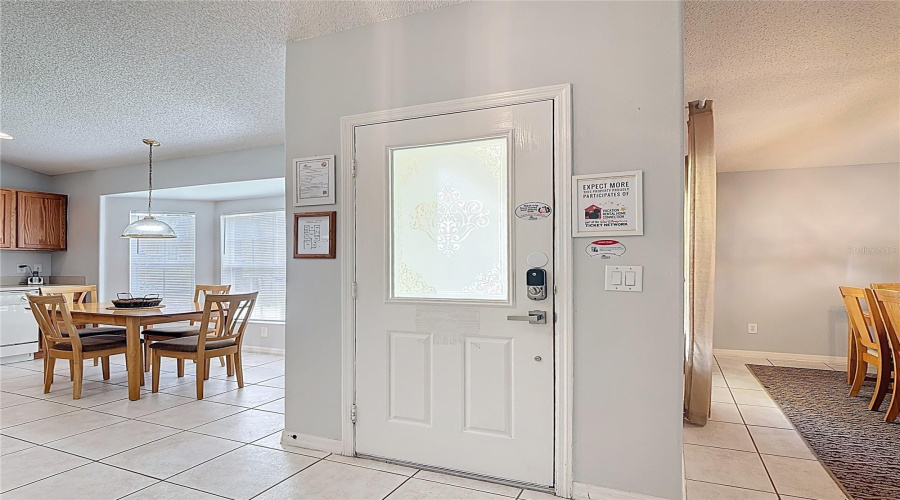 KISSIMMEE, Florida 34747, 4 Bedrooms Bedrooms, ,3 BathroomsBathrooms,Residential,For Sale,ONEIDA,0,MFRO6328417