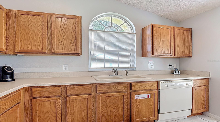 KISSIMMEE, Florida 34747, 4 Bedrooms Bedrooms, ,3 BathroomsBathrooms,Residential,For Sale,ONEIDA,0,MFRO6328417