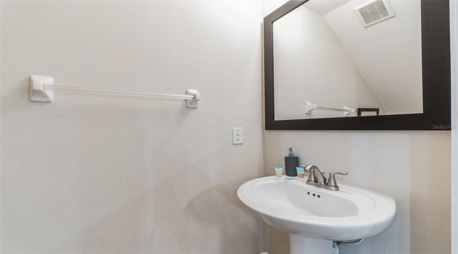 DAVENPORT, Florida 33896, 3 Bedrooms Bedrooms, ,2 BathroomsBathrooms,Residential,For Sale,BROOKSVILLE,0,MFRS5130991
