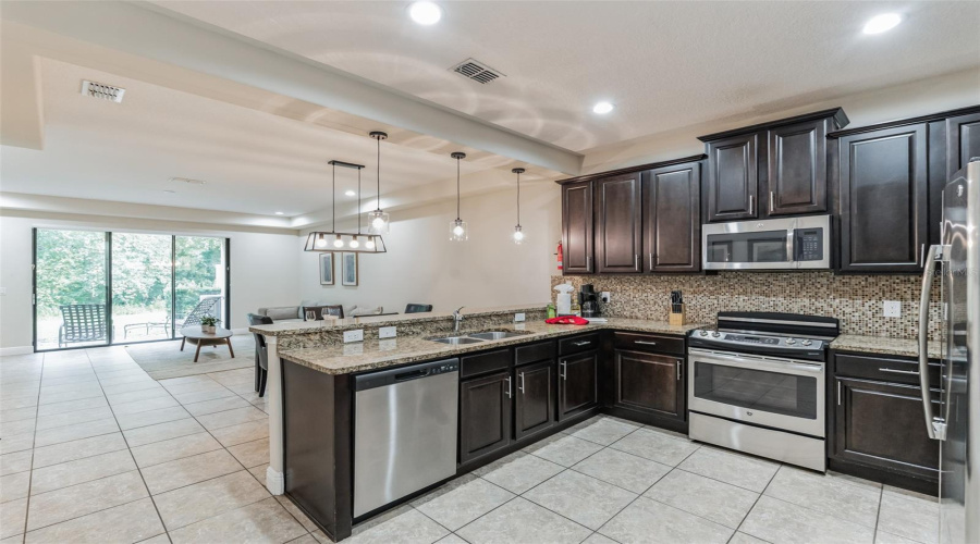 DAVENPORT, Florida 33896, 3 Bedrooms Bedrooms, ,2 BathroomsBathrooms,Residential,For Sale,BROOKSVILLE,0,MFRS5130991