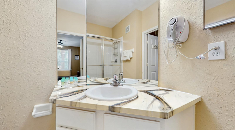 KISSIMMEE, Florida 34747, 3 Bedrooms Bedrooms, ,2 BathroomsBathrooms,Residential,For Sale,ALMATON,0,MFRO6319197