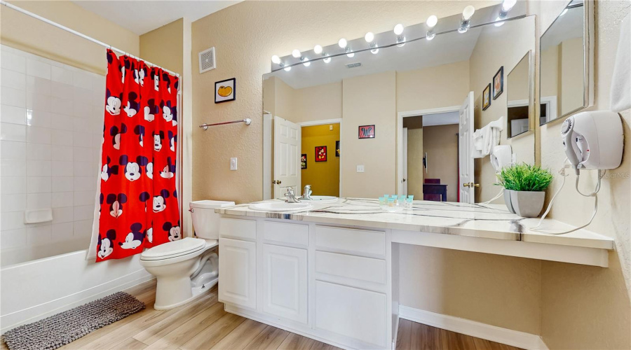 KISSIMMEE, Florida 34747, 3 Bedrooms Bedrooms, ,2 BathroomsBathrooms,Residential,For Sale,ALMATON,0,MFRO6319197