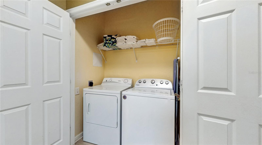 KISSIMMEE, Florida 34747, 3 Bedrooms Bedrooms, ,2 BathroomsBathrooms,Residential,For Sale,ALMATON,0,MFRO6319197