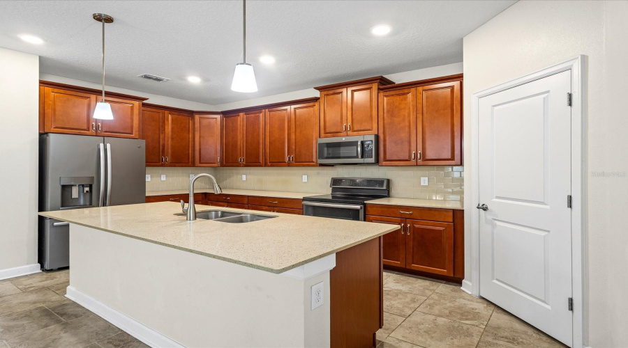 Kitchen 1